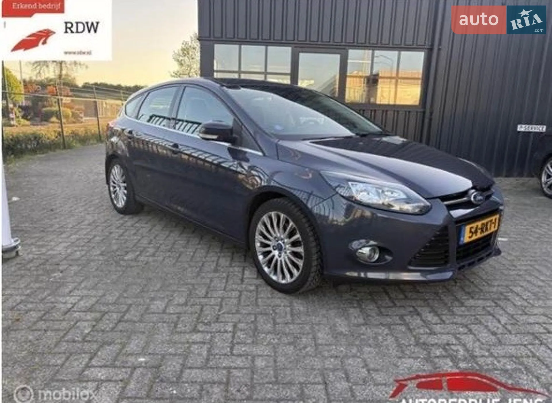 2012 Ford Focus - мініатюра 2