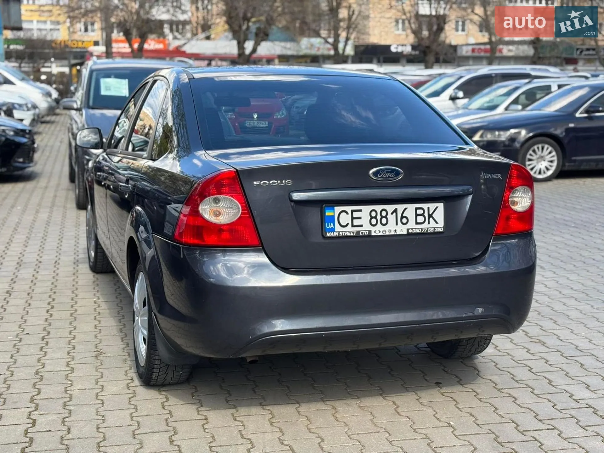 2011 Ford Focus - мініатюра 2