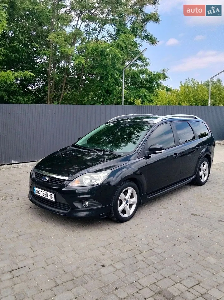 2010 Ford Focus - мініатюра 16