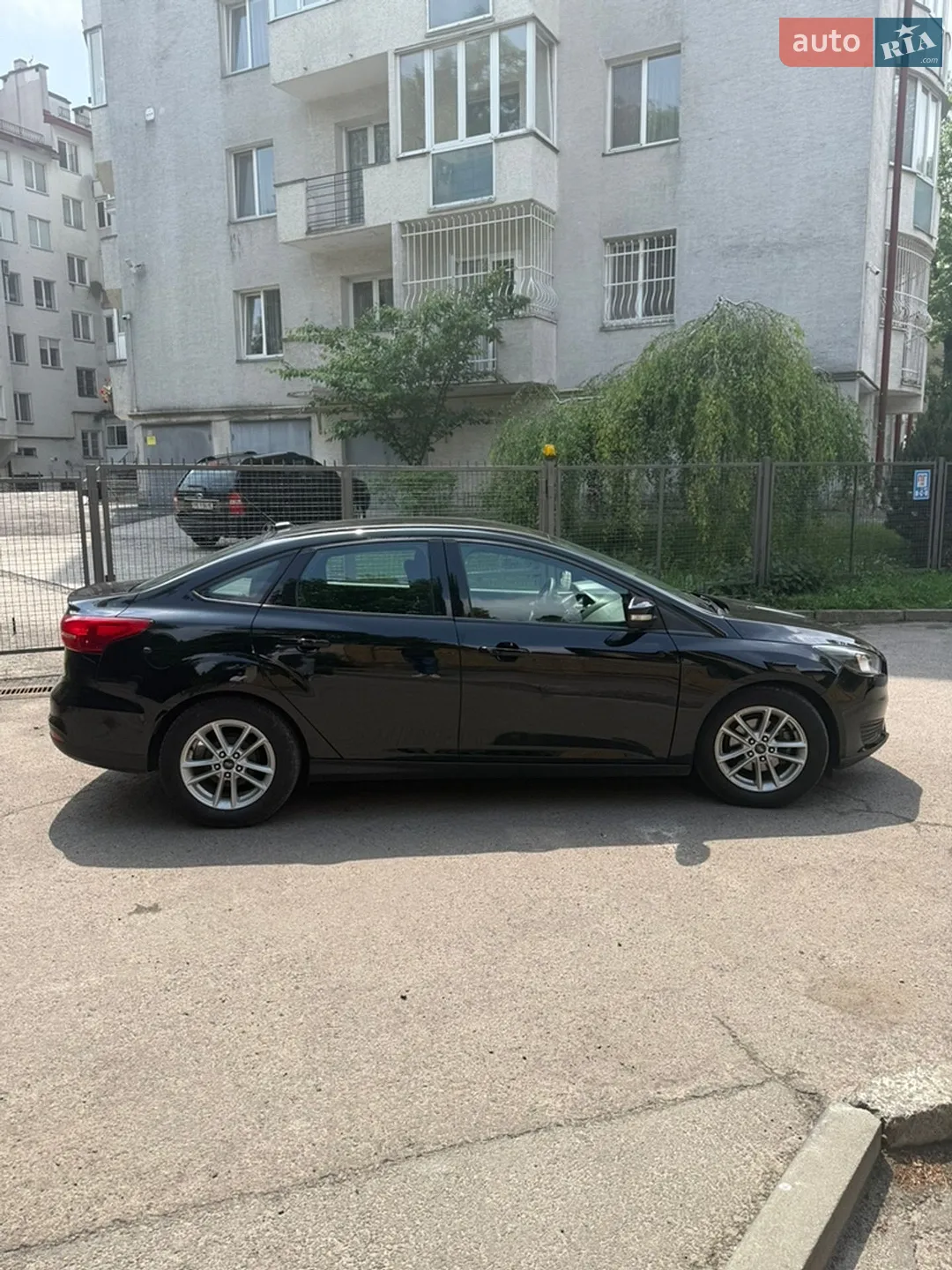 2017 Ford Focus - мініатюра 10