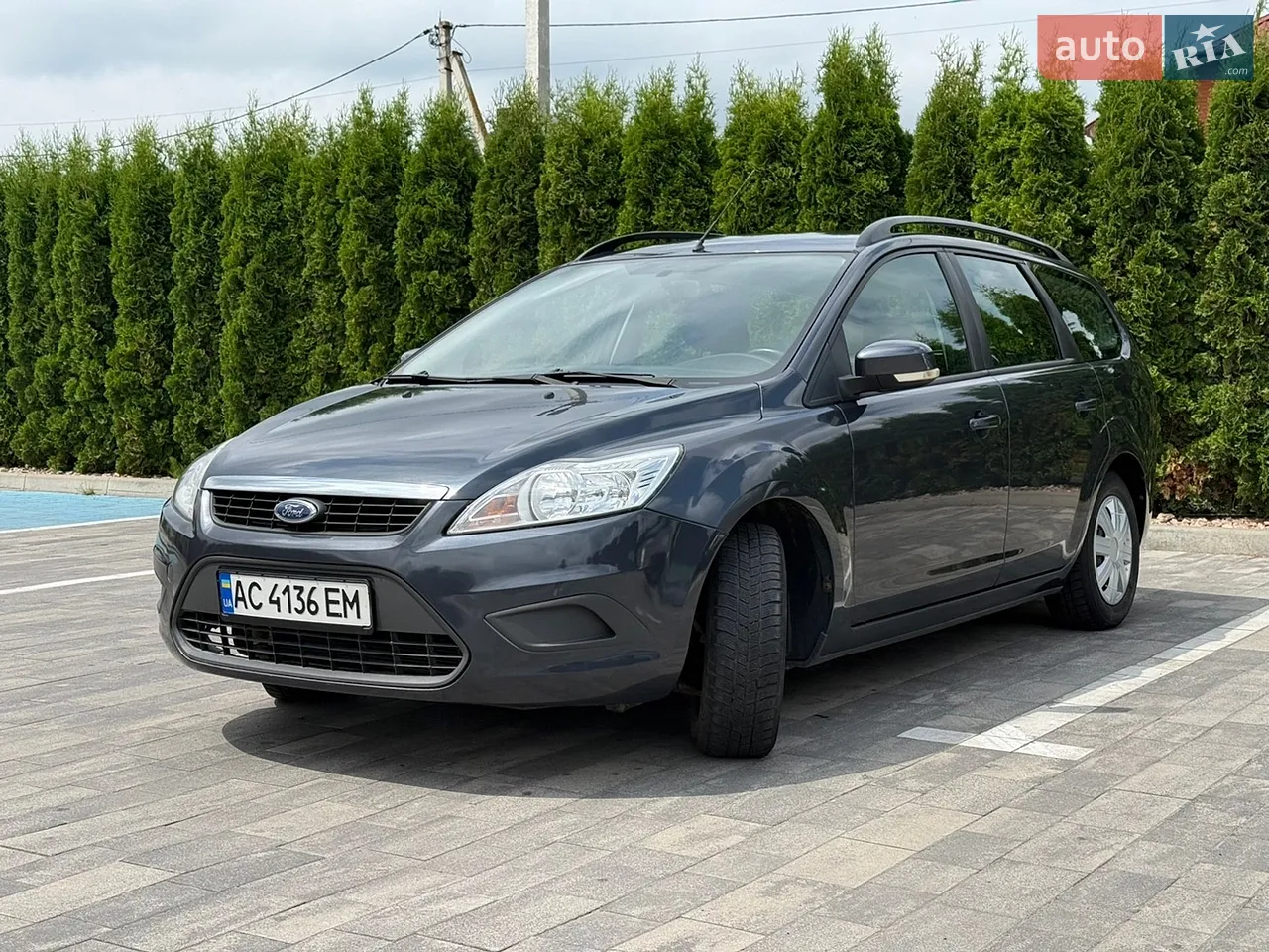 2010 Ford Focus - мініатюра 9