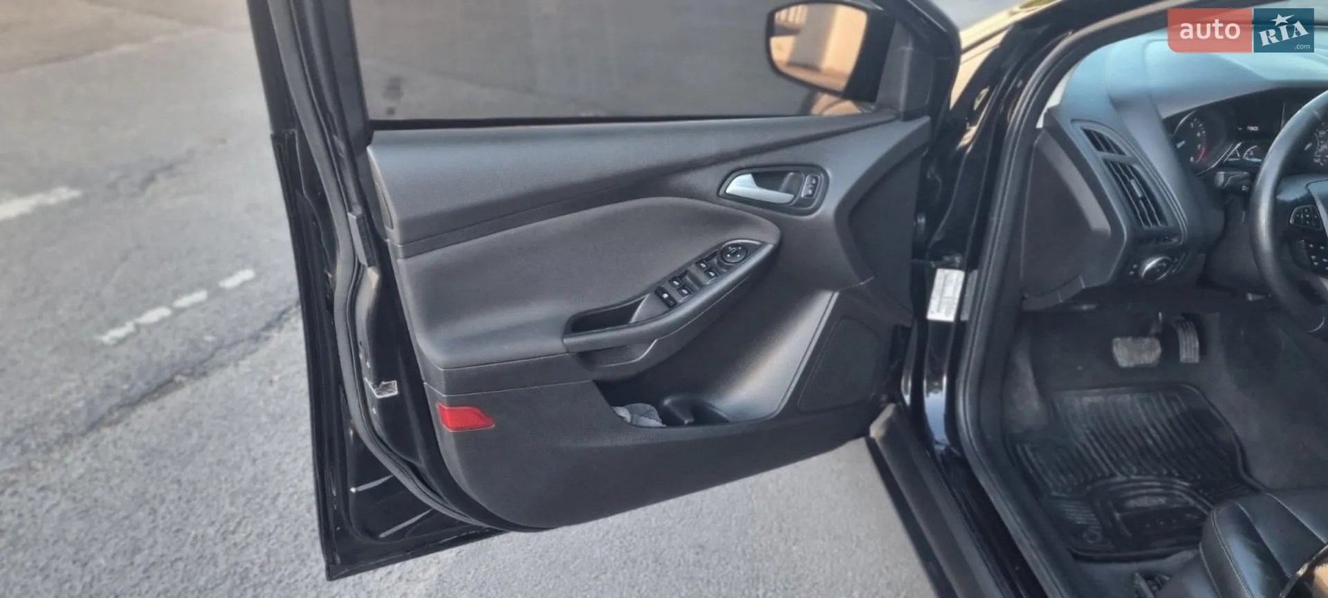 2015 Ford Focus - мініатюра 12