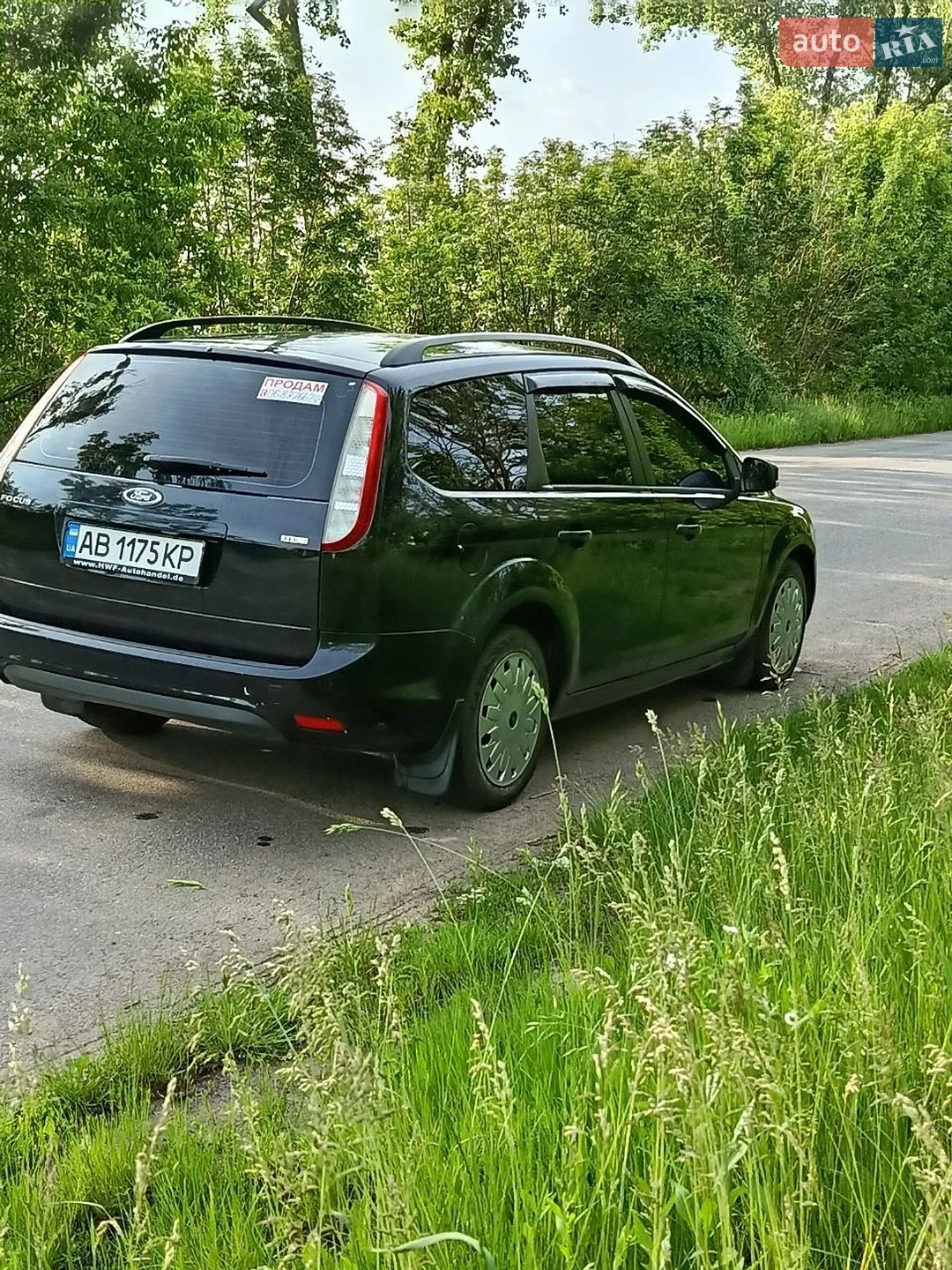 2010 Ford Focus - мініатюра 9