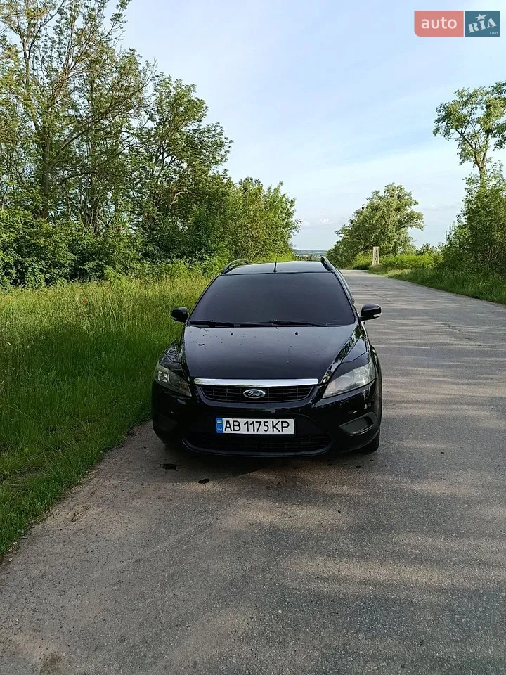 2010 Ford Focus - мініатюра 12