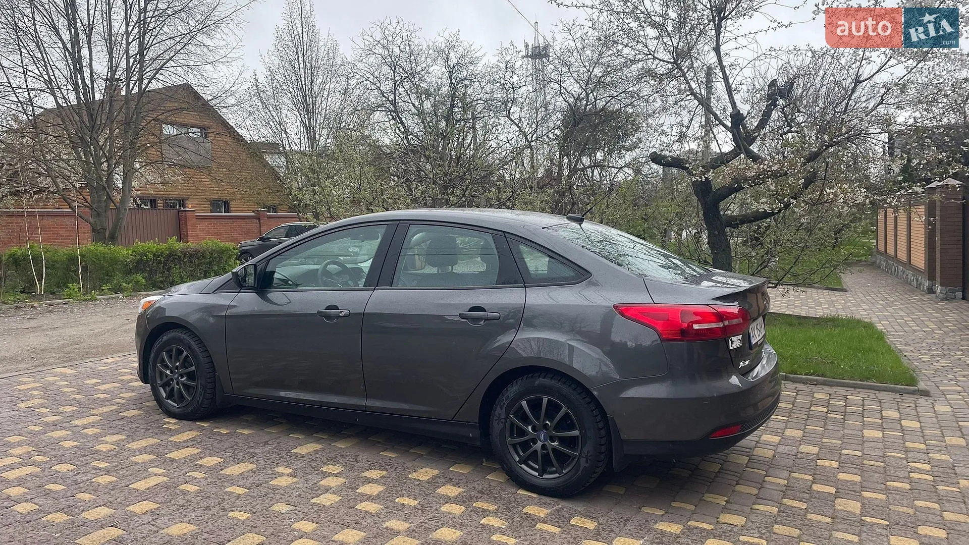 2017 Ford Focus - мініатюра 10