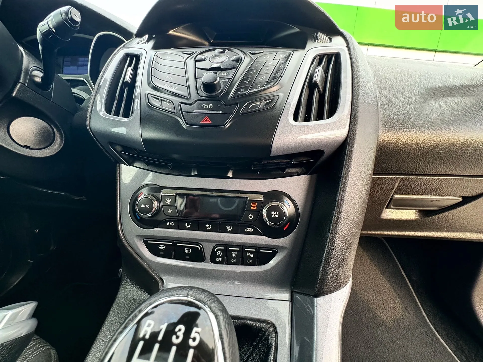 2014 Ford Focus - мініатюра 105