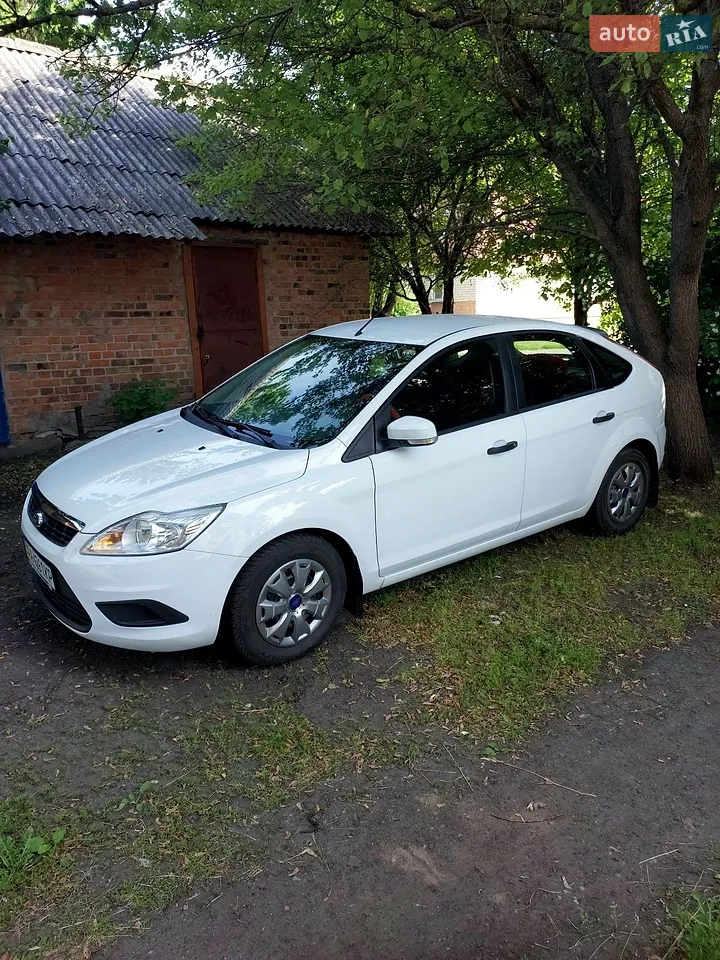 2010 Ford Focus - мініатюра 18
