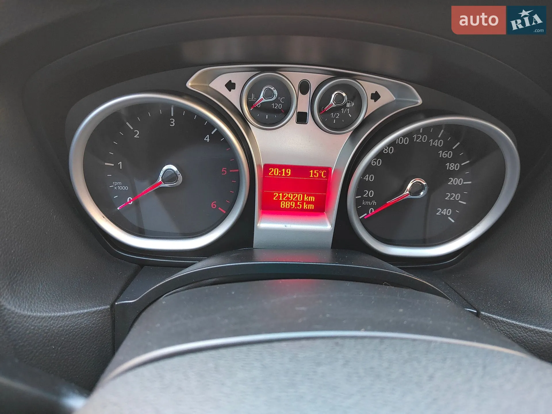 2010 Ford Focus - мініатюра 8