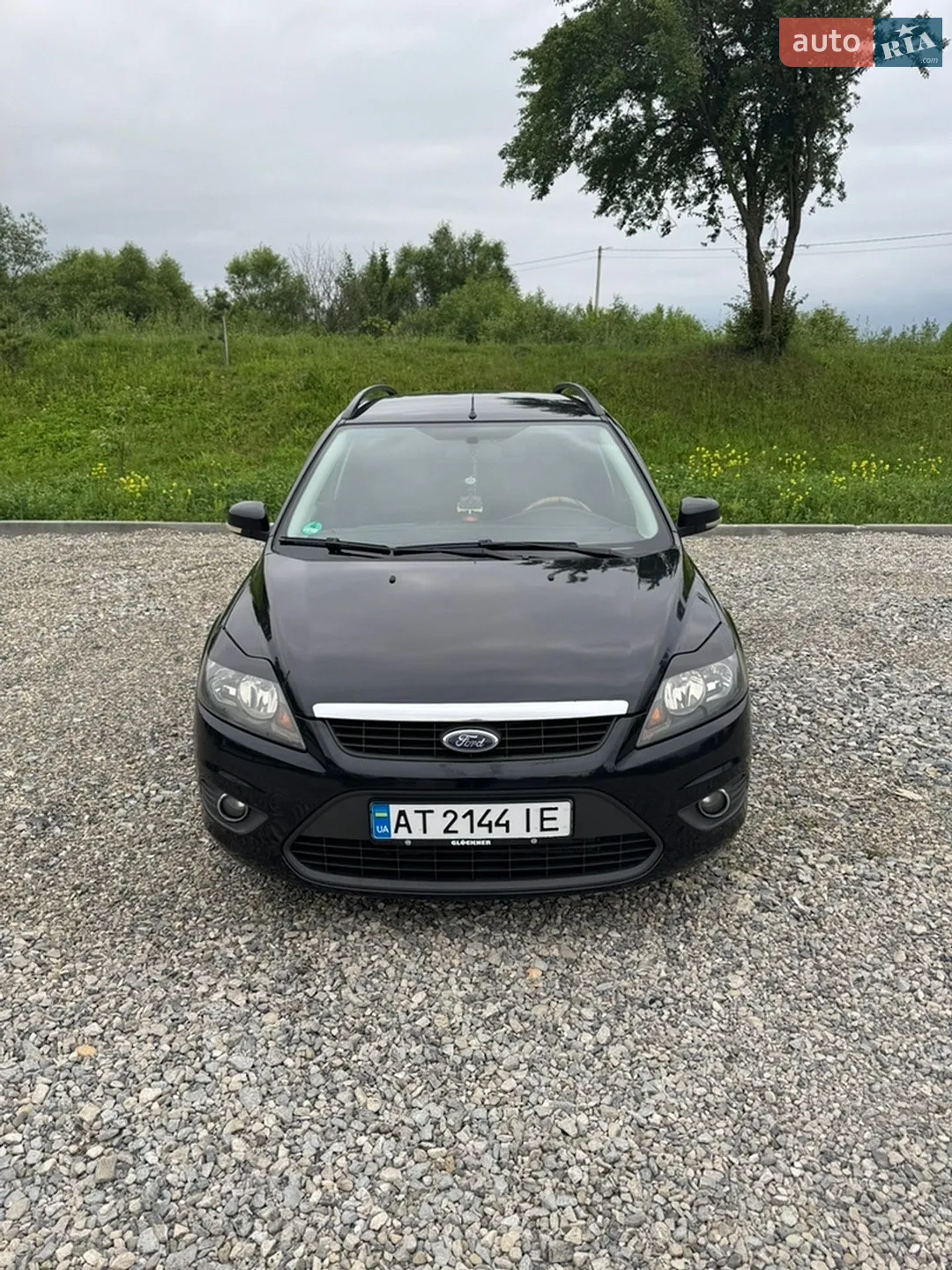 2010 Ford Focus - мініатюра 2