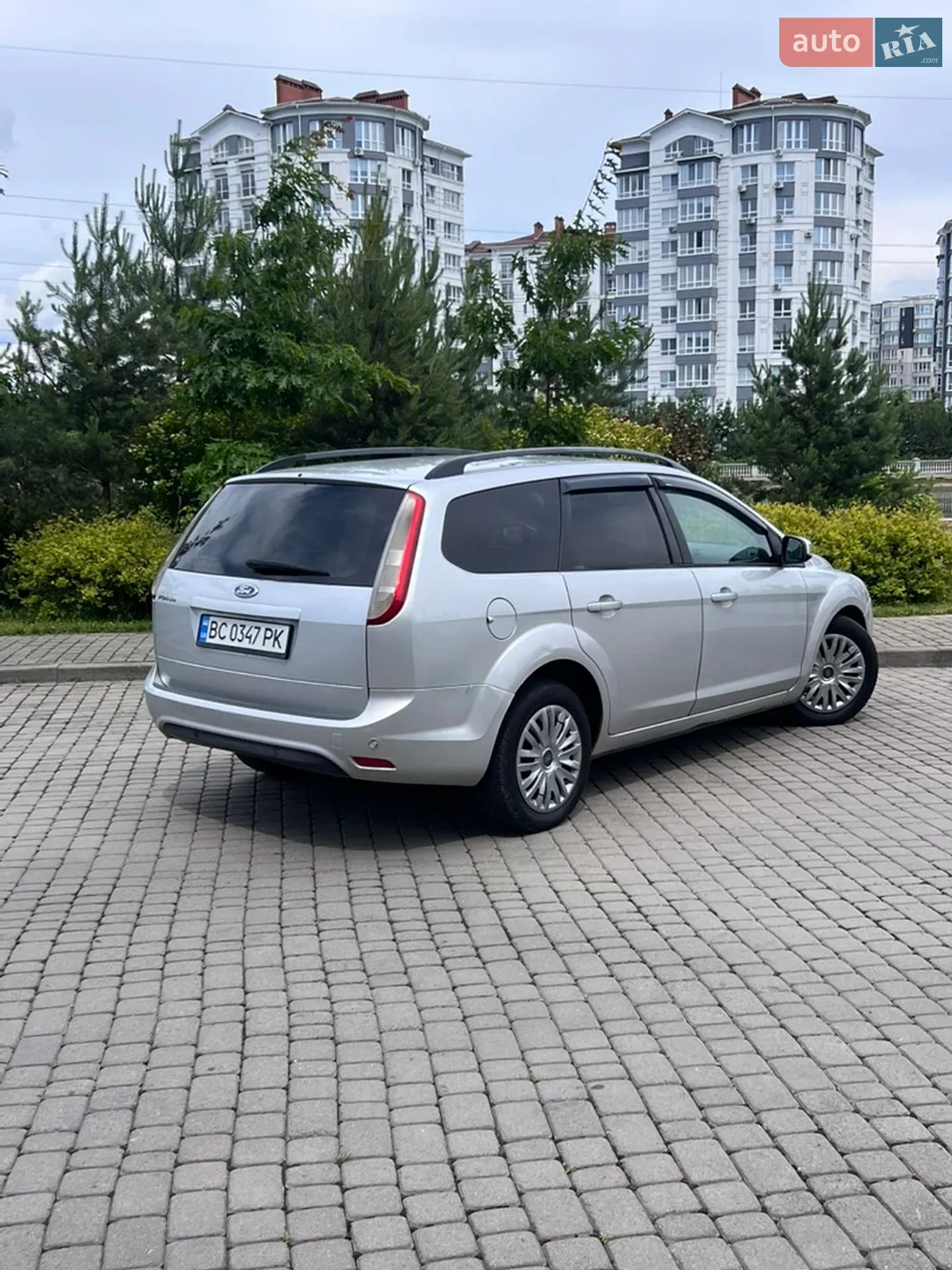 2010 Ford Focus - мініатюра 14