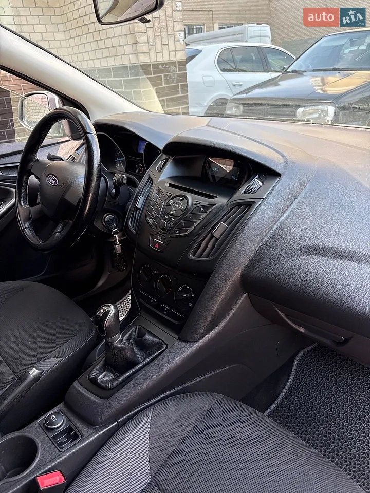 2013 Ford Focus - мініатюра 15
