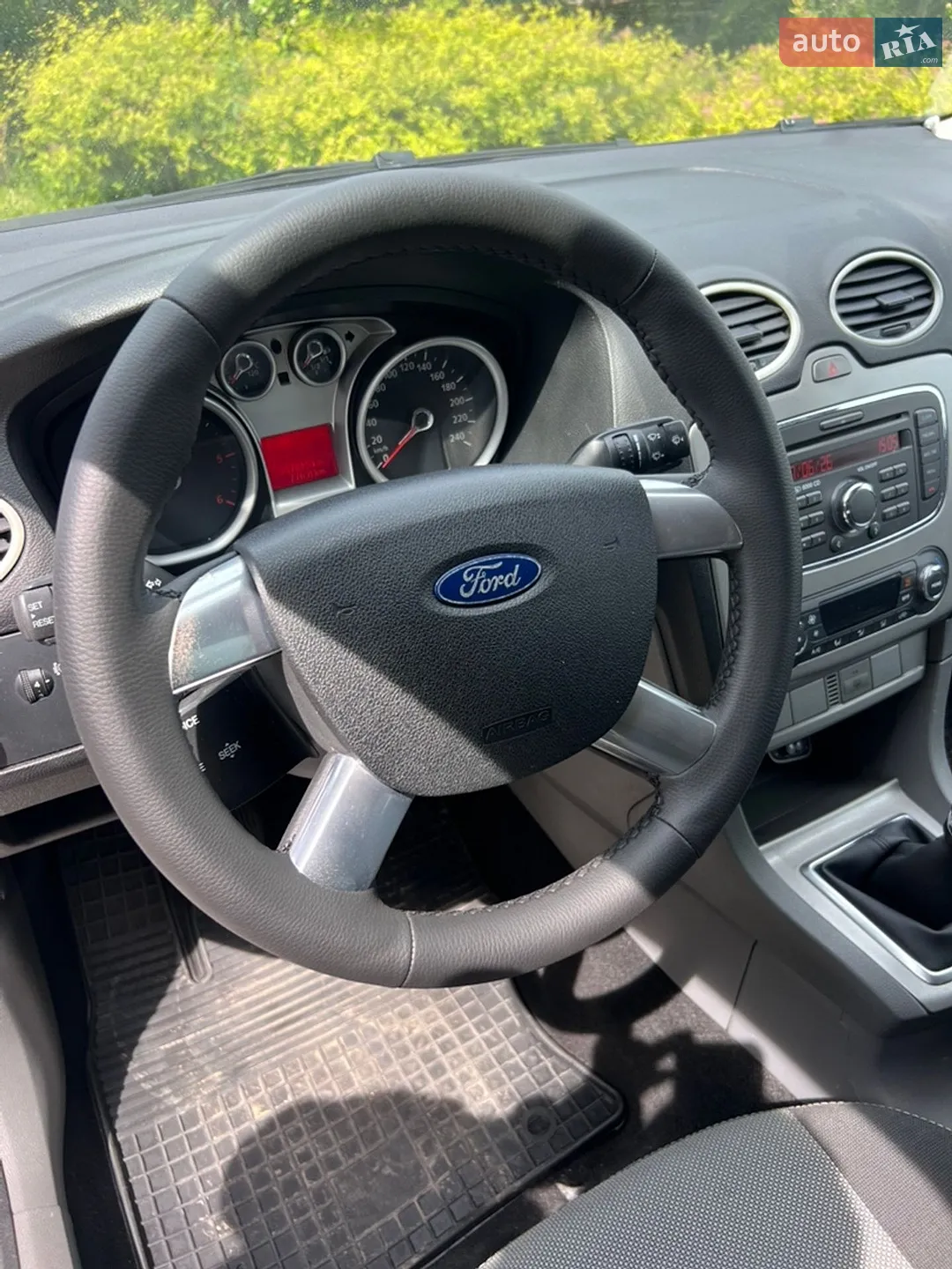 2010 Ford Focus - мініатюра 26