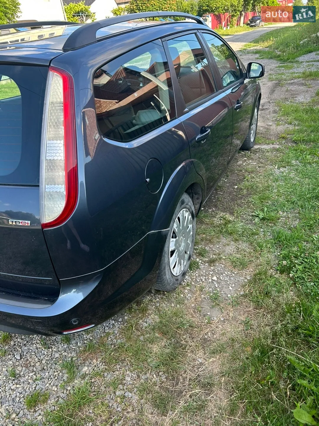 2010 Ford Focus - мініатюра 3