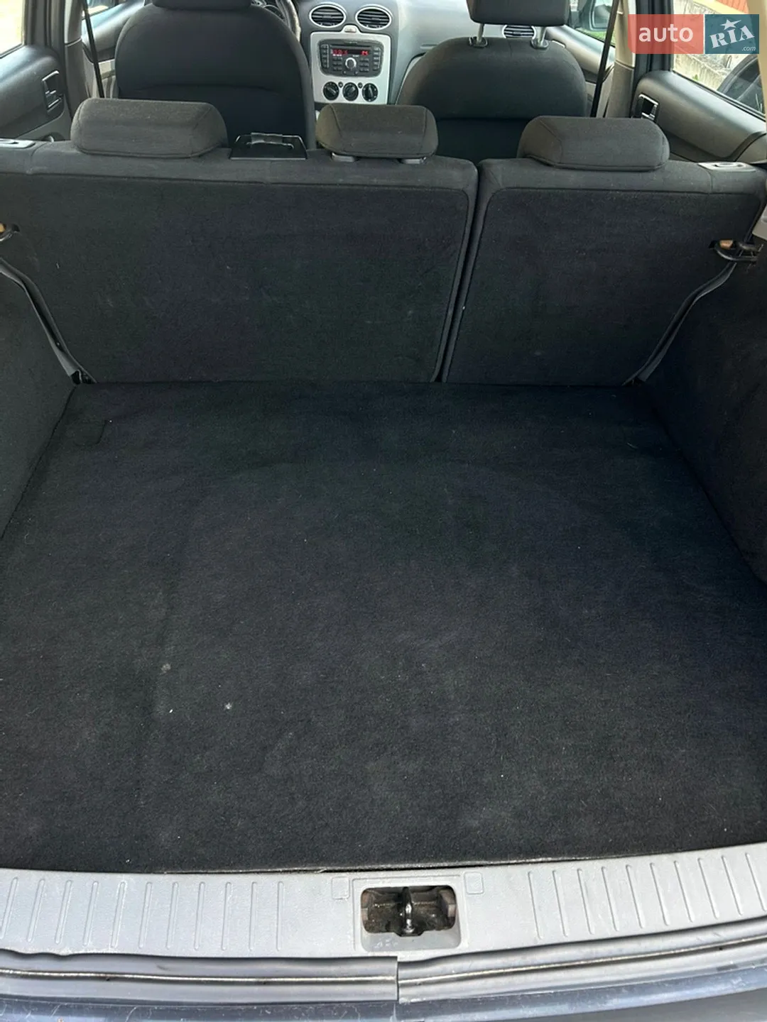 2010 Ford Focus - мініатюра 12