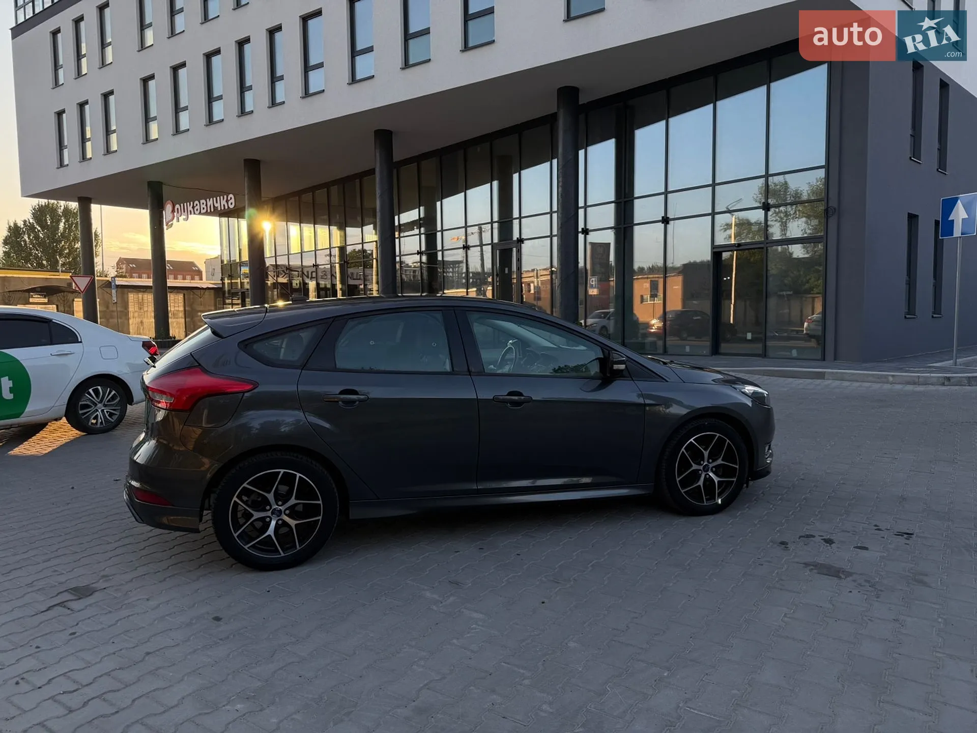 2016 Ford Focus - мініатюра 6