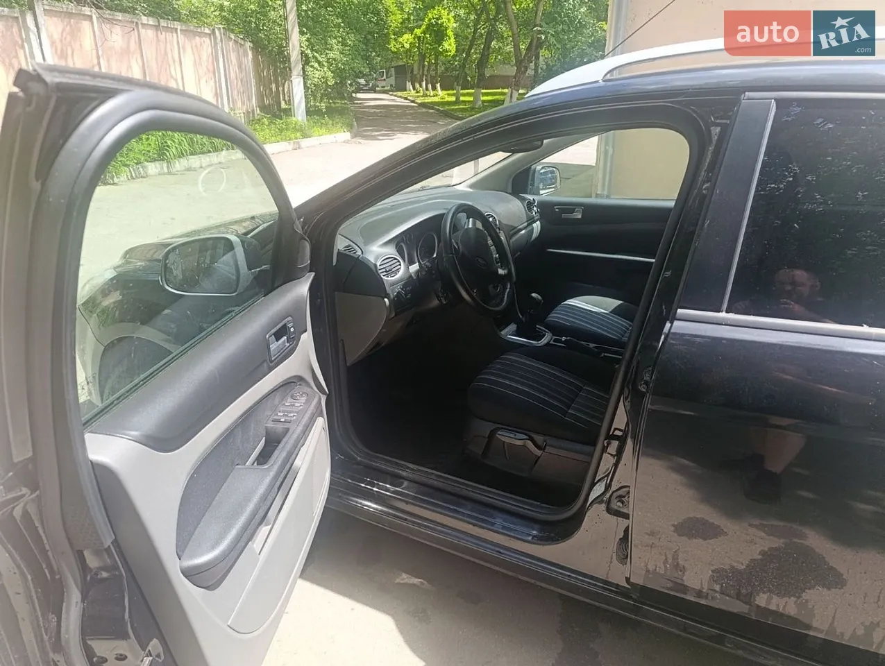 2010 Ford Focus - мініатюра 32