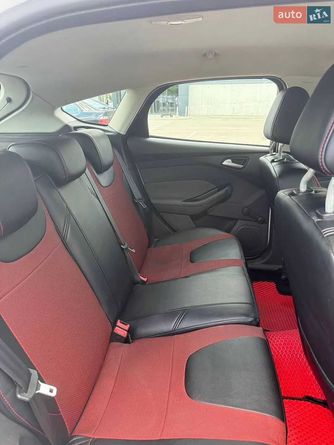 2013 Ford Focus - мініатюра 17