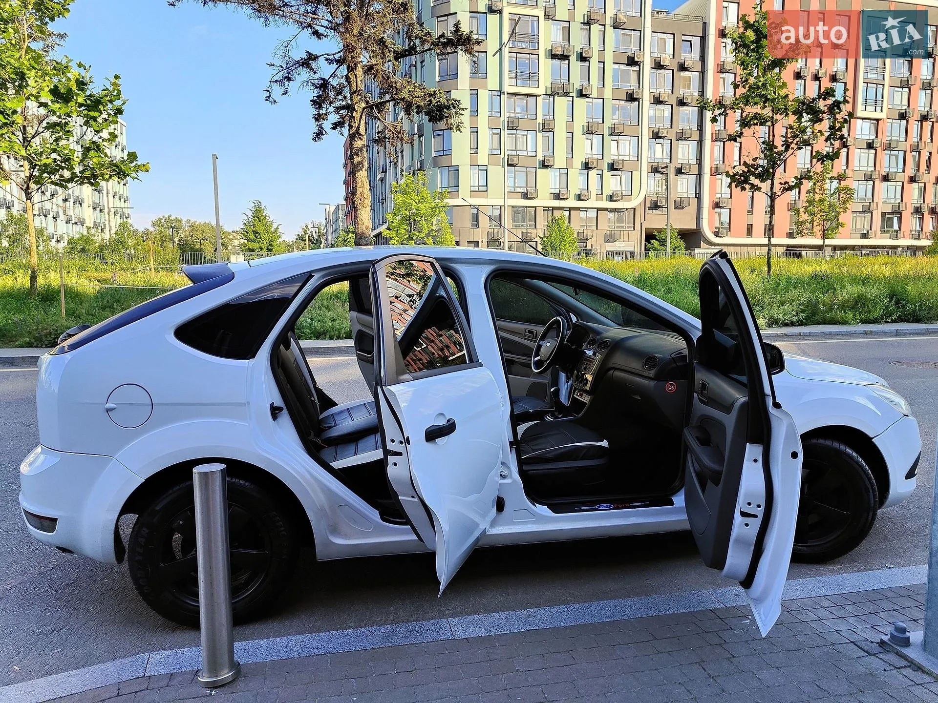 2011 Ford Focus - мініатюра 26
