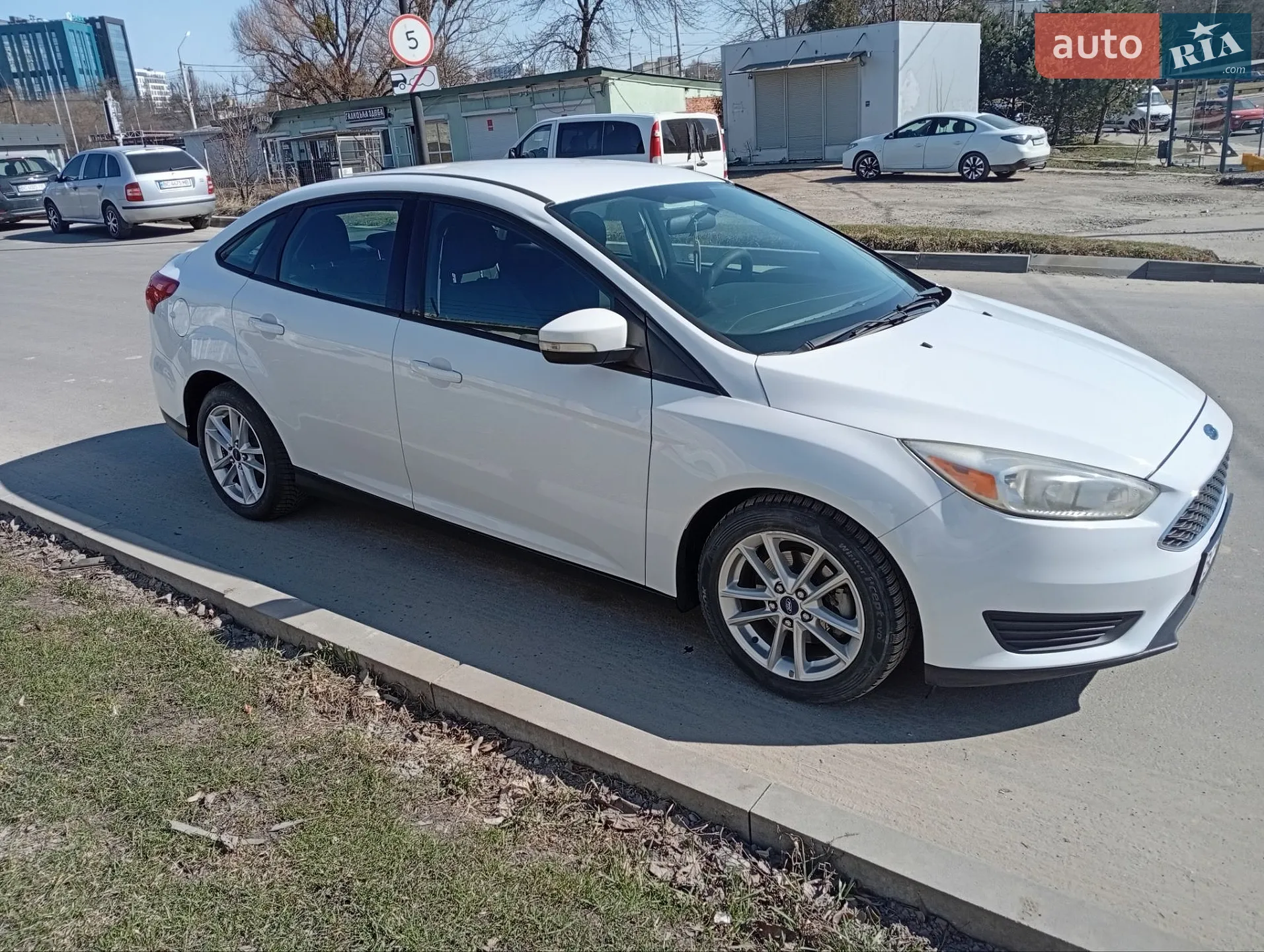 2015 Ford Focus - мініатюра 17