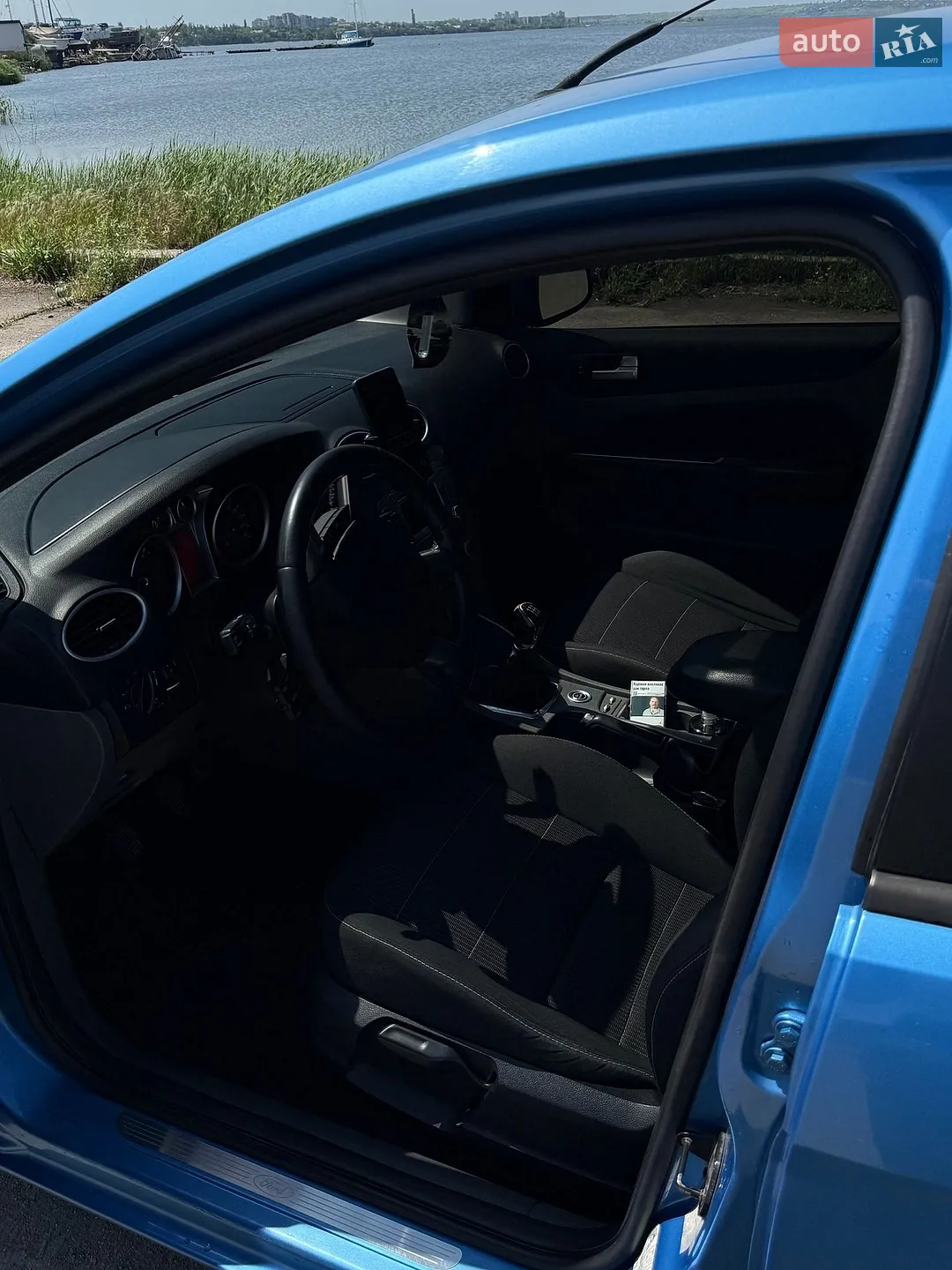 2010 Ford Focus - мініатюра 5