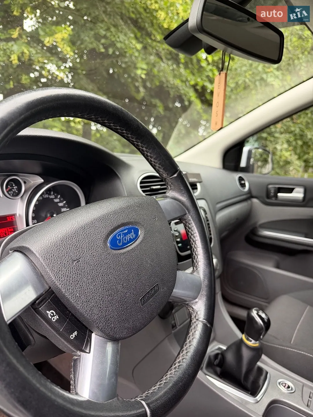 2010 Ford Focus - мініатюра 19