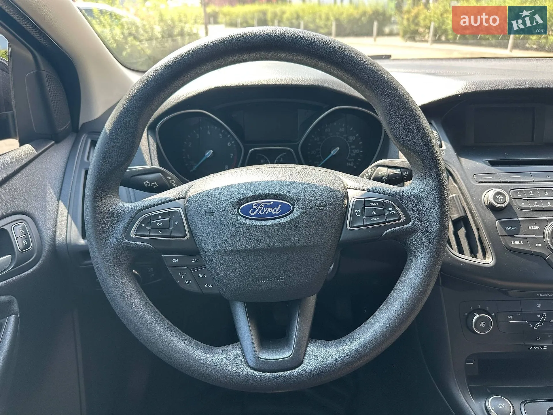 2017 Ford Focus - мініатюра 21