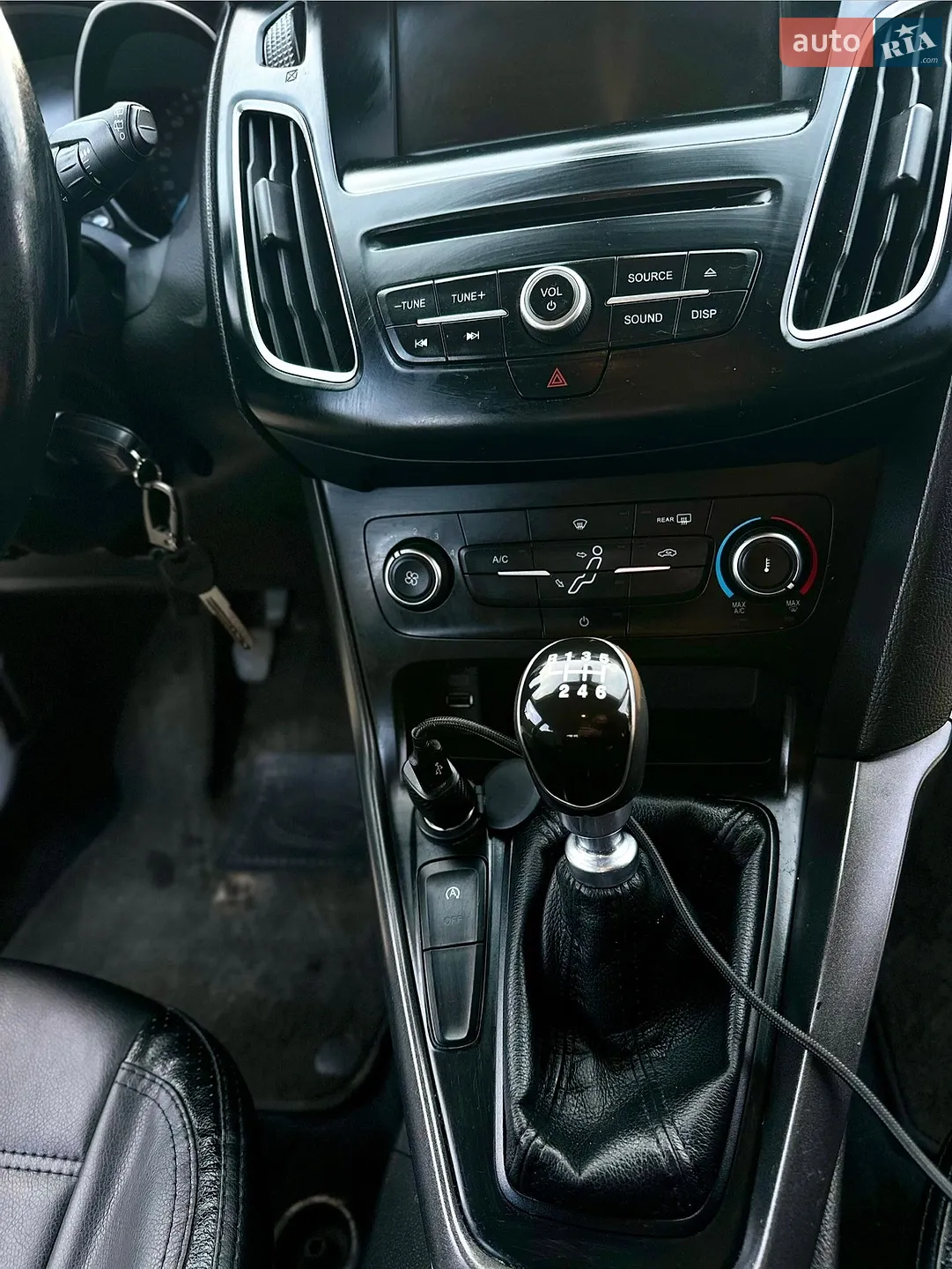 2015 Ford Focus - мініатюра 11