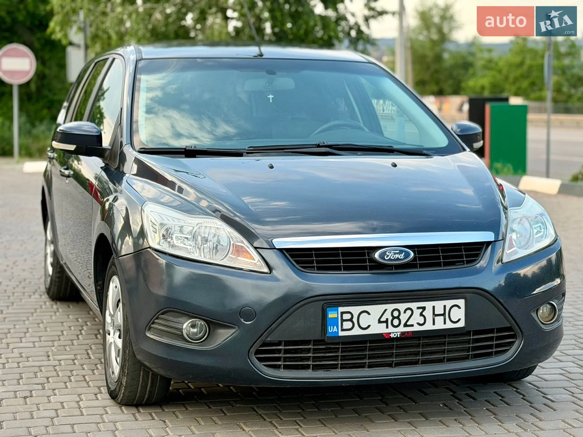 2010 Ford Focus - мініатюра 17