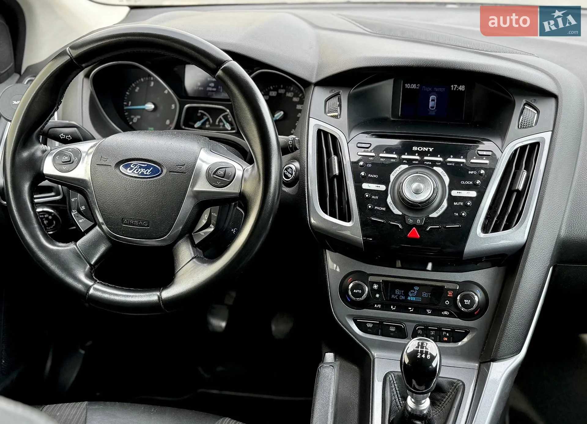 2011 Ford Focus - мініатюра 10