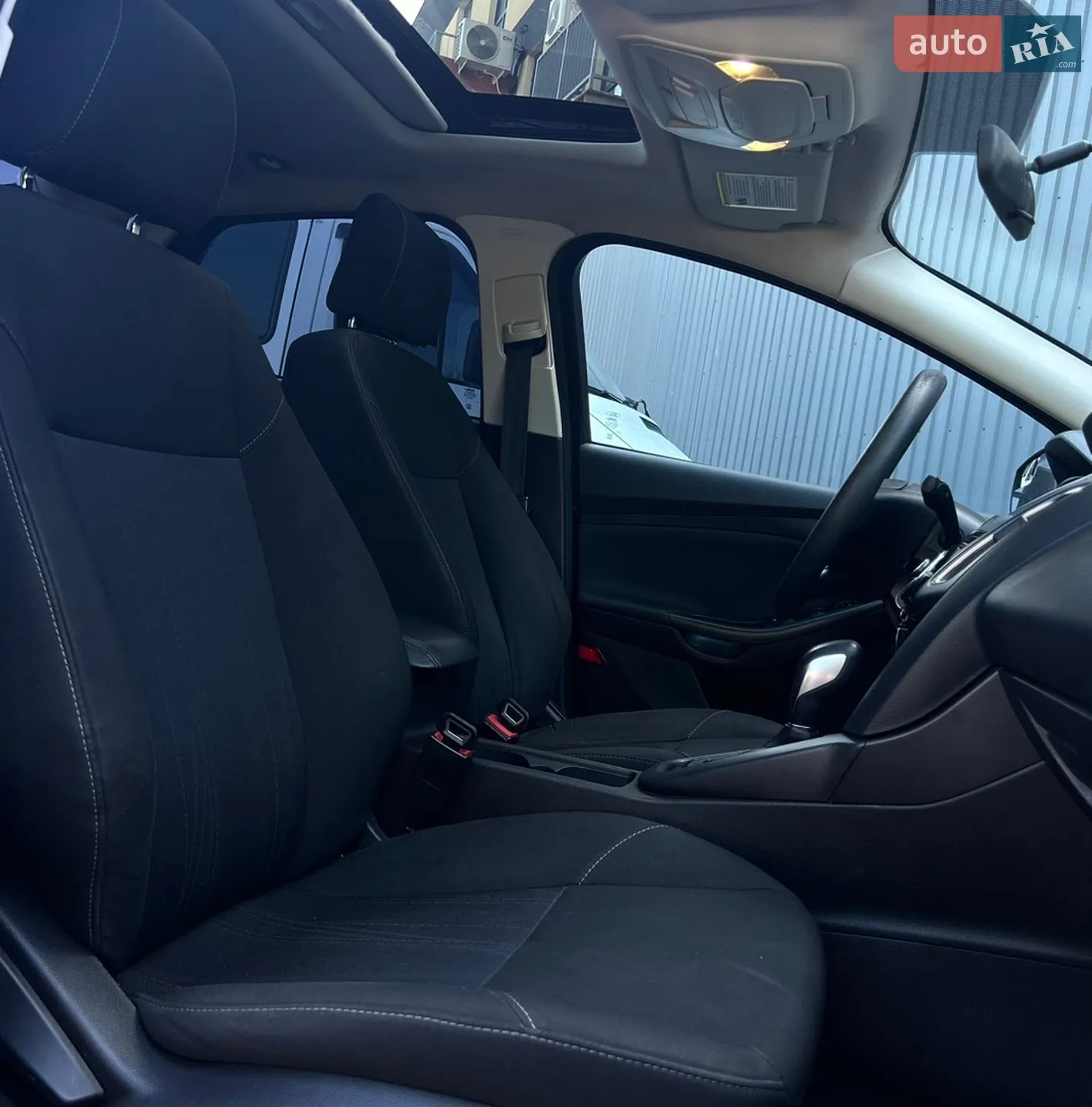2016 Ford Focus - мініатюра 19