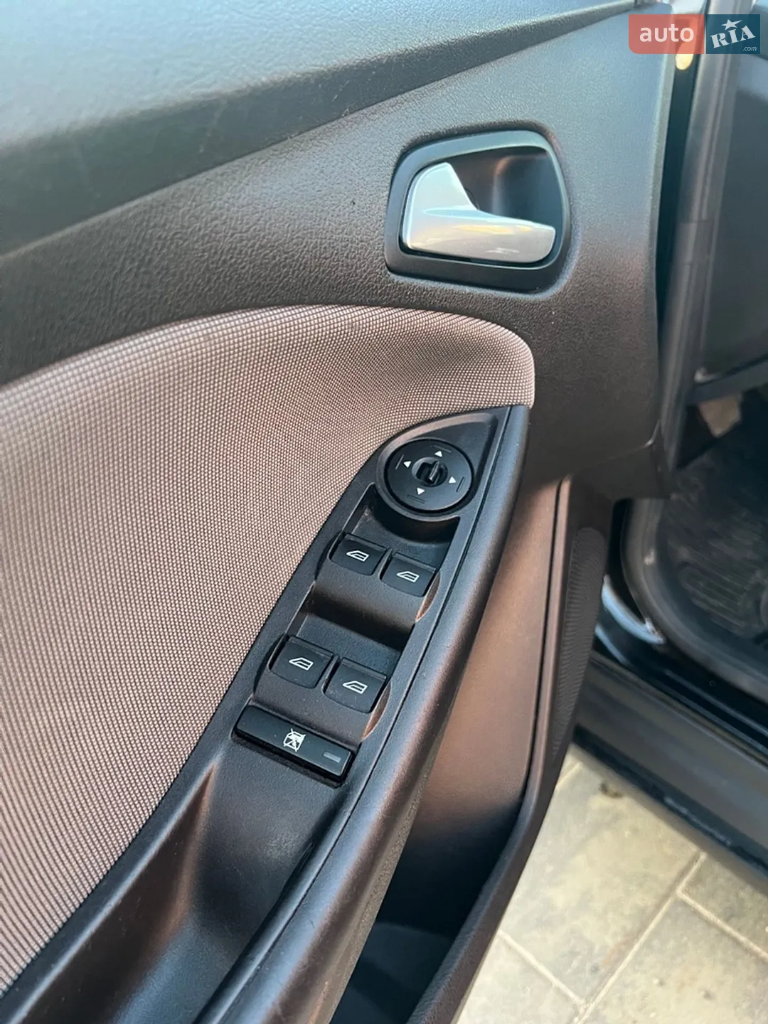 2014 Ford Focus - мініатюра 9