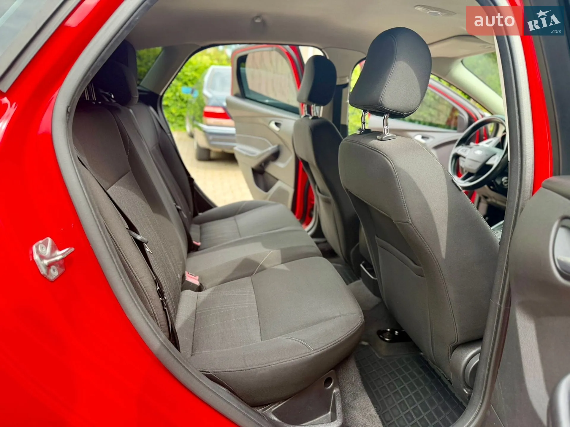 2015 Ford Focus - мініатюра 18