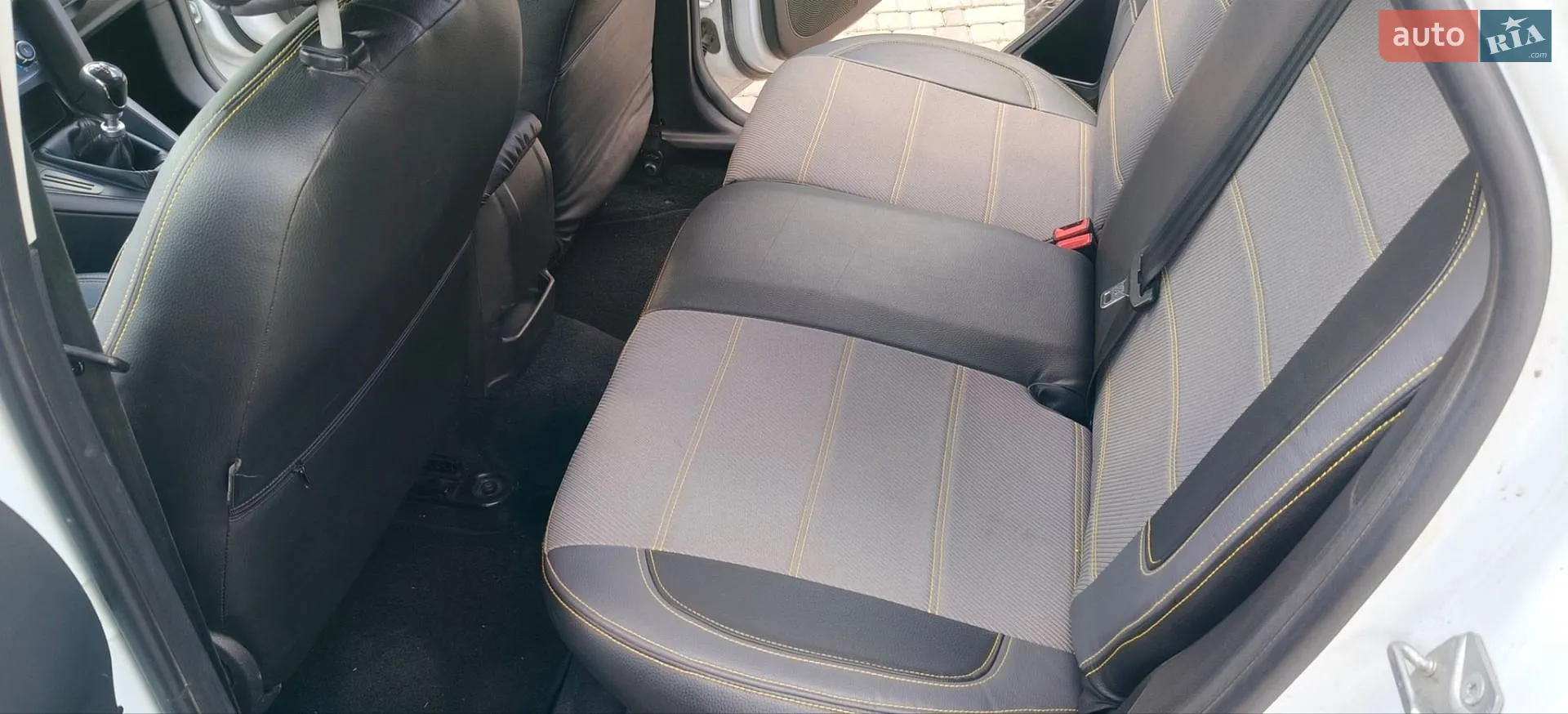 2015 Ford Focus - мініатюра 18