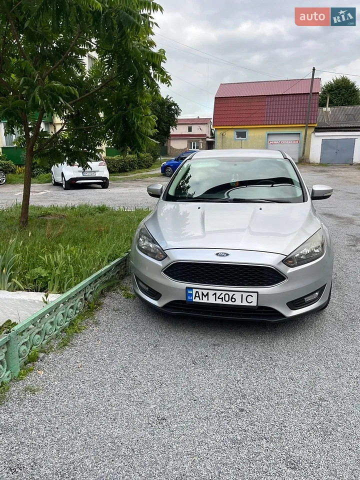 2015 Ford Focus - мініатюра 18