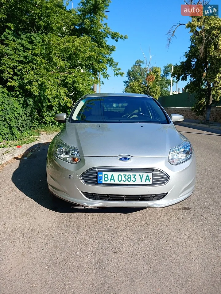 2012 Ford Focus - мініатюра 21