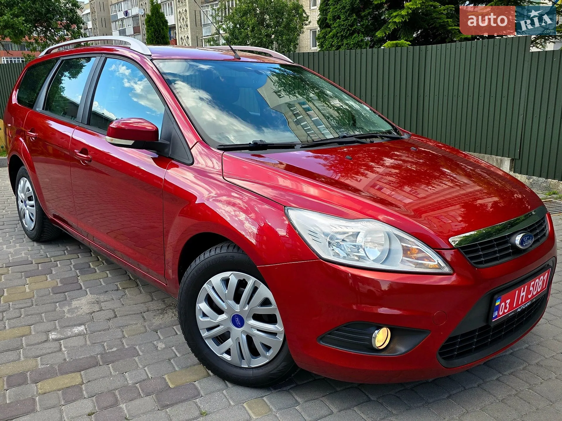 2010 Ford Focus - мініатюра 3
