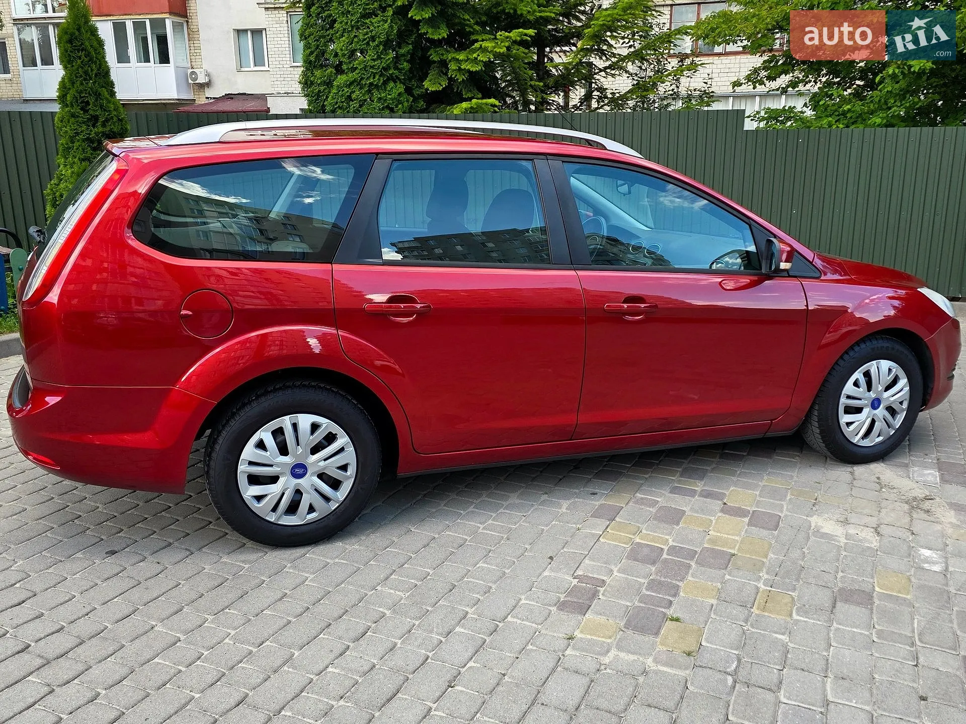 2010 Ford Focus - мініатюра 6