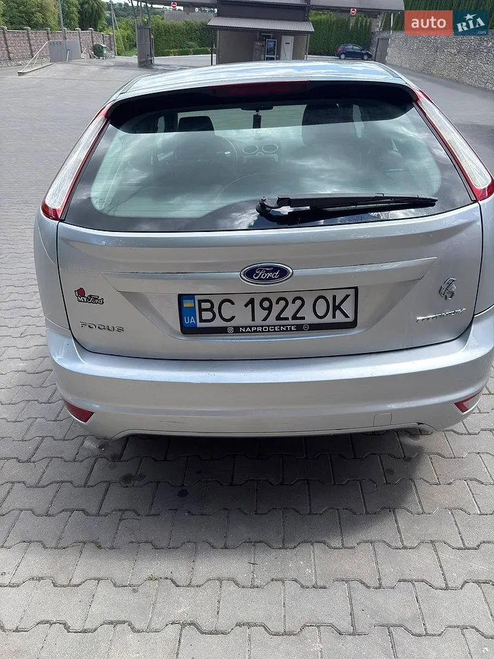 2011 Ford Focus - мініатюра 20
