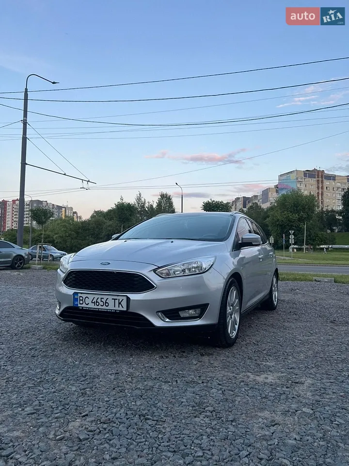 2017 Ford Focus - мініатюра 16