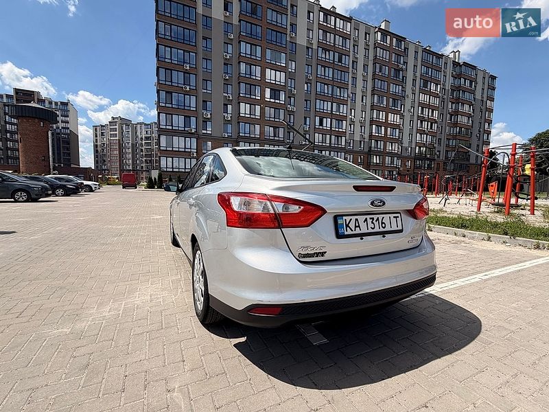 Седан Ford Focus 2013 в Житомире