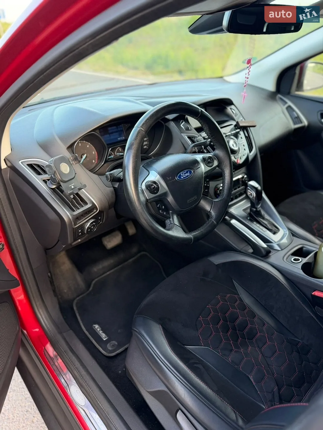 2011 Ford Focus - мініатюра 17