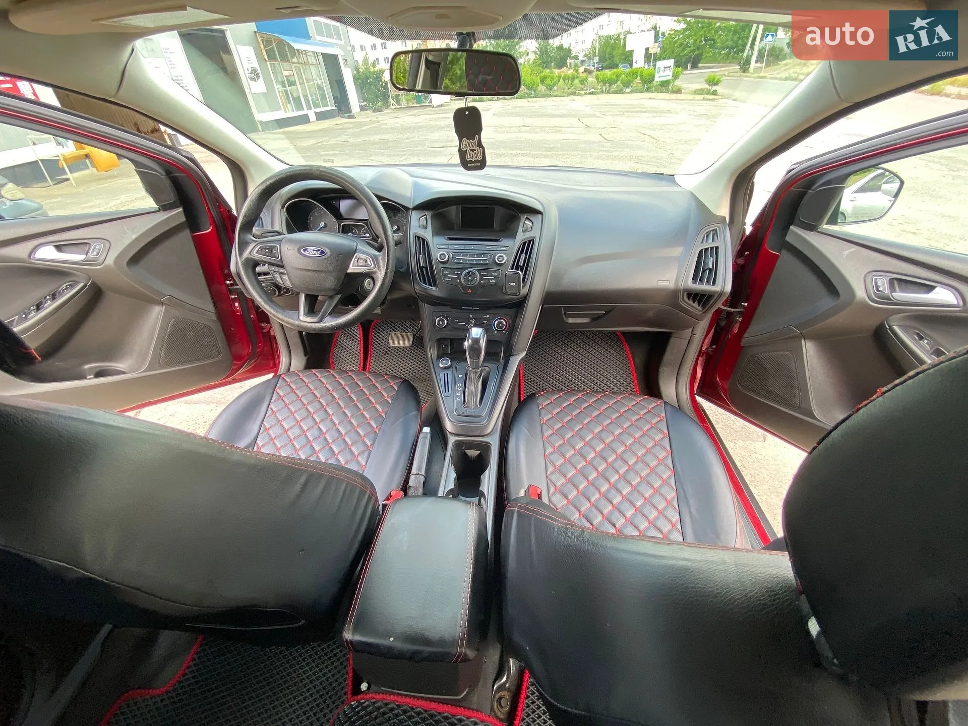 2016 Ford Focus - мініатюра 15