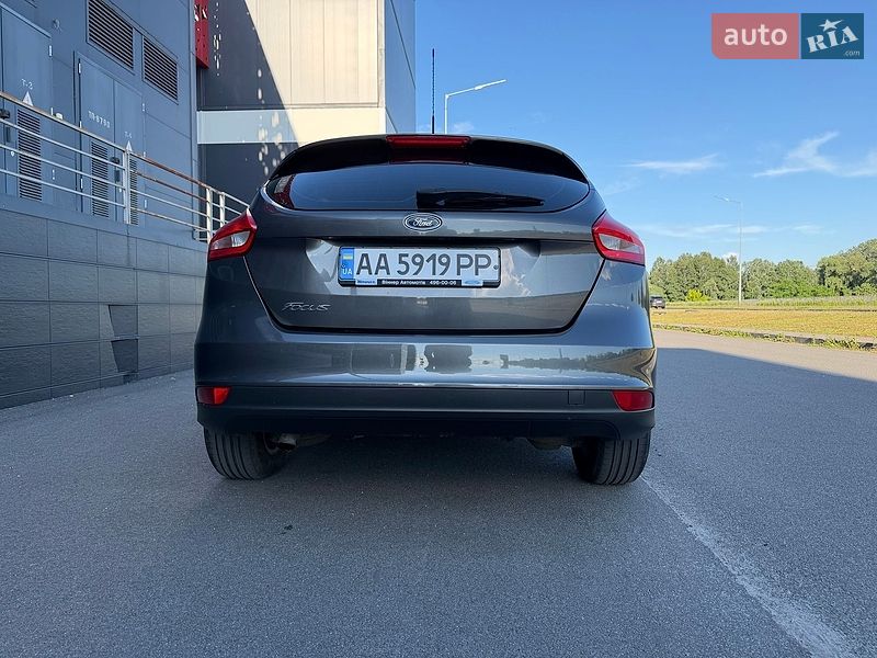 Хэтчбек Ford Focus 2016 в Киеве