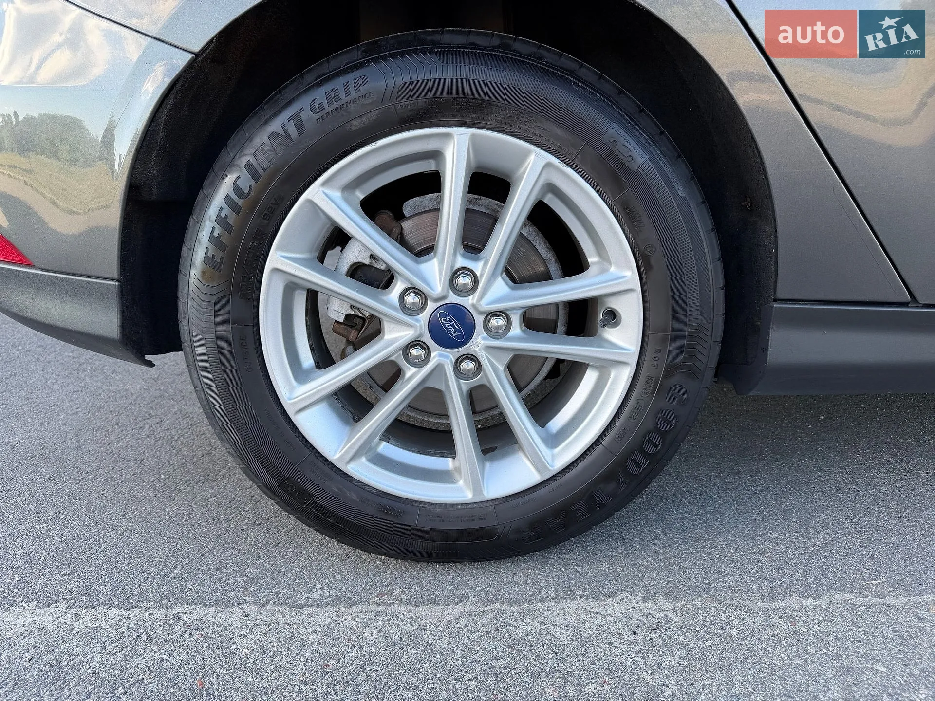 2016 Ford Focus - мініатюра 18
