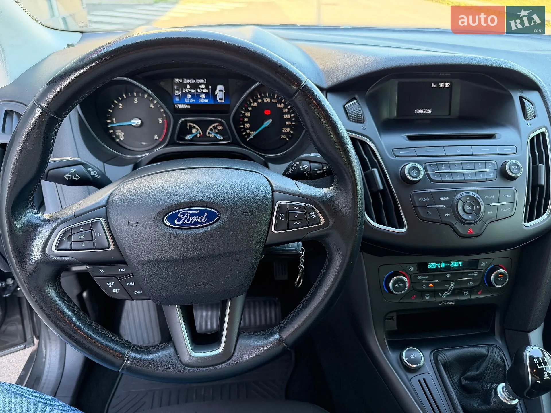 2016 Ford Focus - мініатюра 28