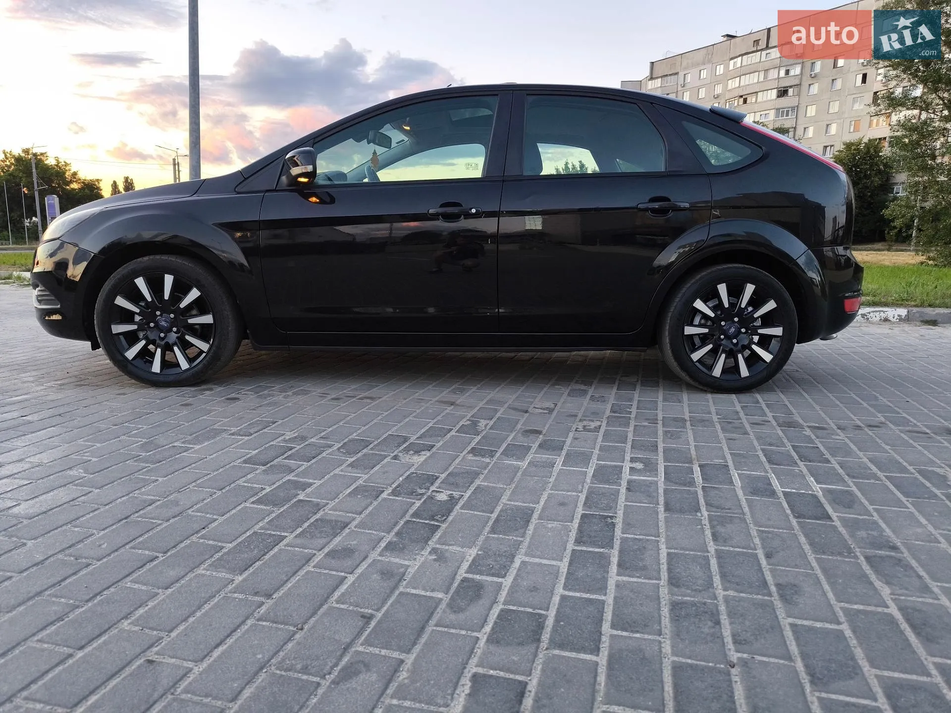 2010 Ford Focus - мініатюра 12