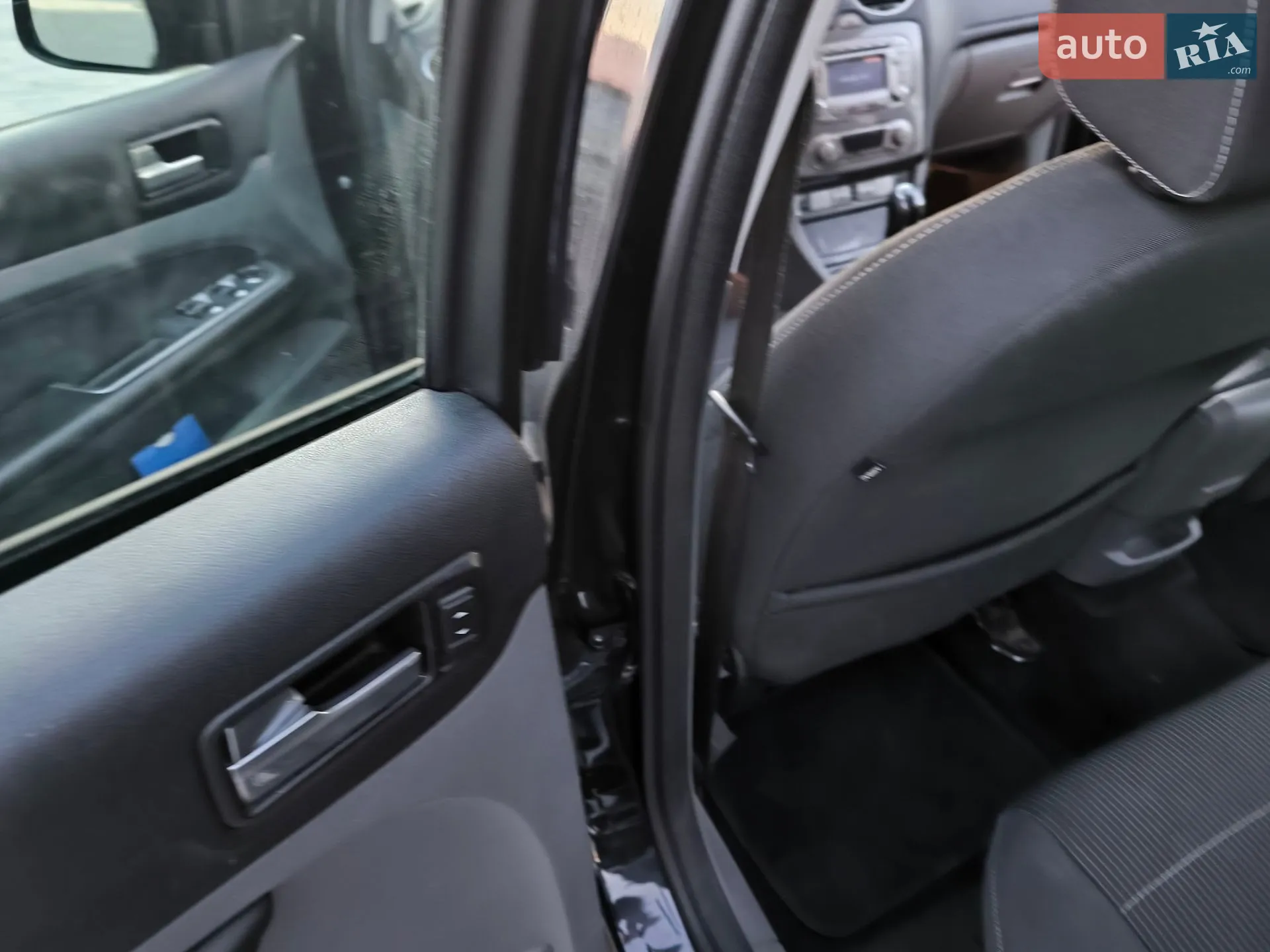 2010 Ford Focus - мініатюра 46