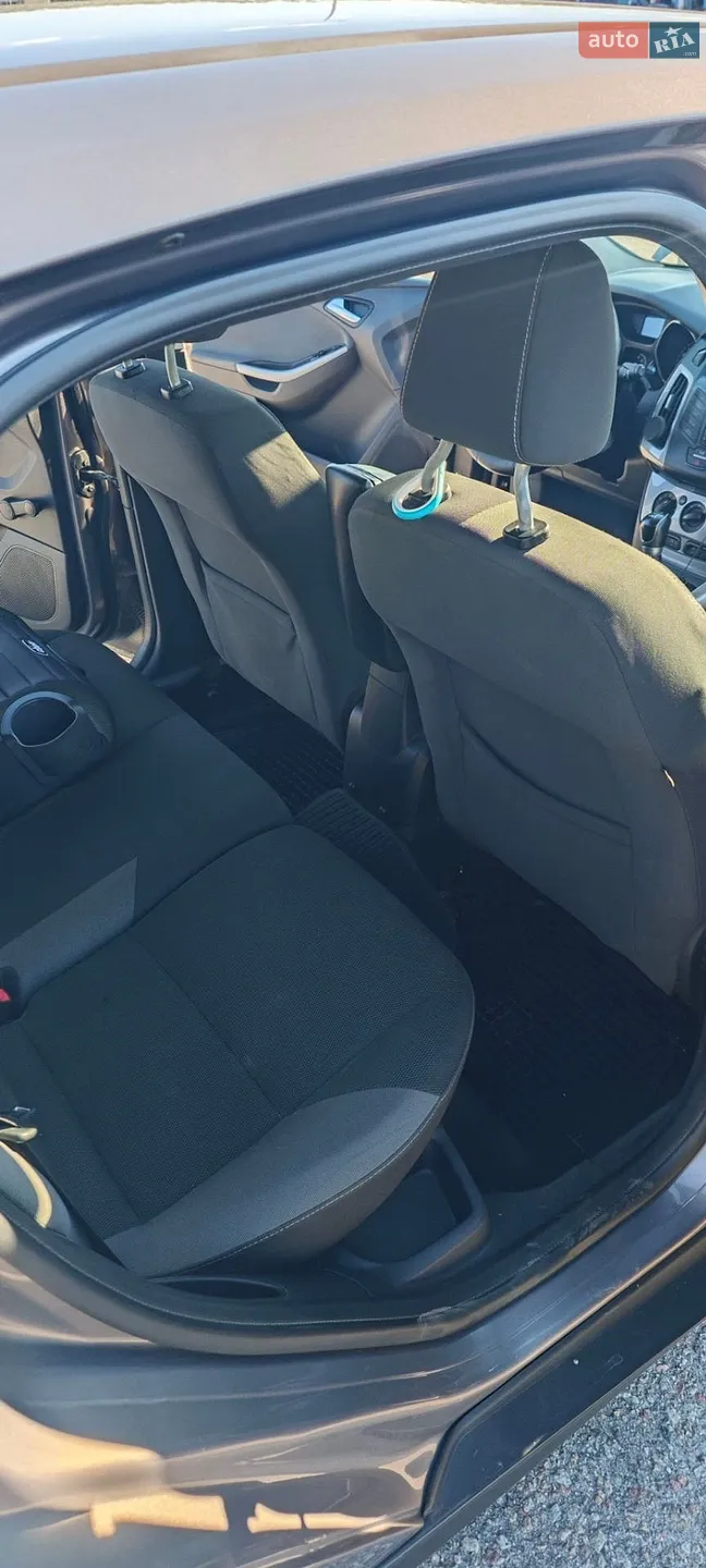 2013 Ford Focus - мініатюра 17