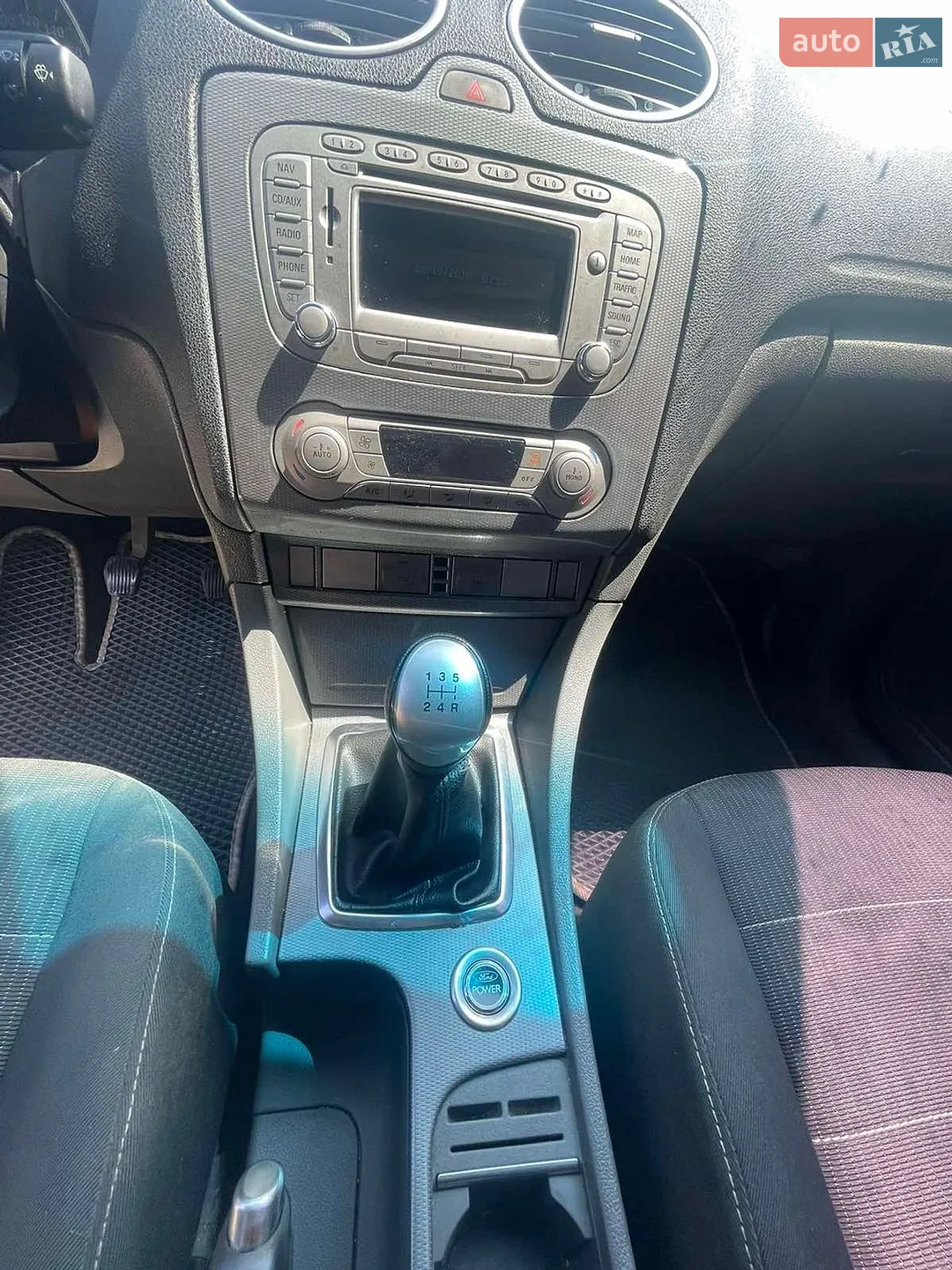 2010 Ford Focus - мініатюра 15