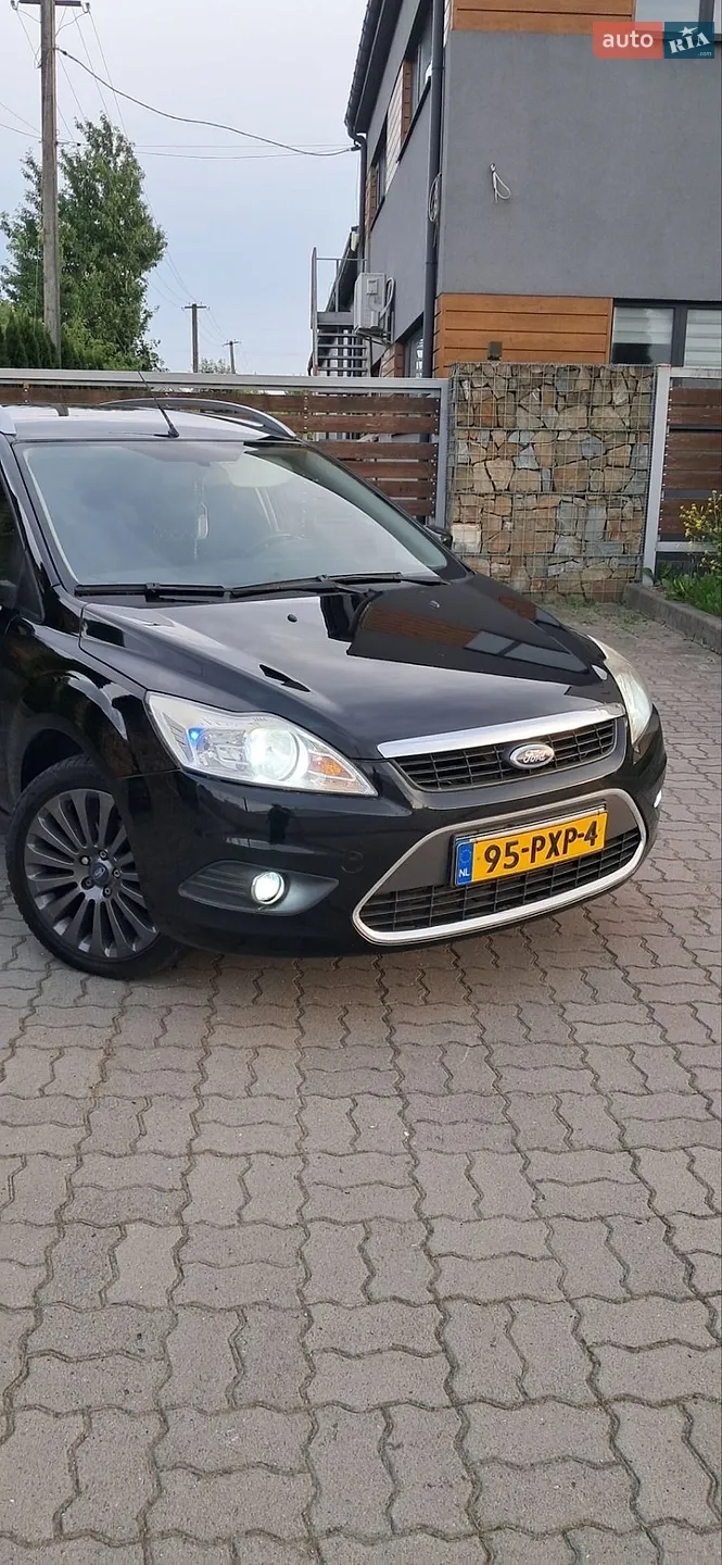 2010 Ford Focus - мініатюра 20